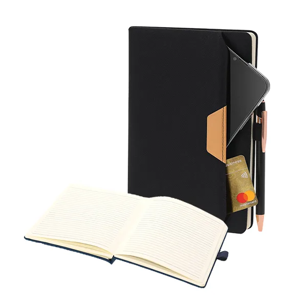 Notebook in RPET, with an exterior pocket with a distinguished brown PU detail