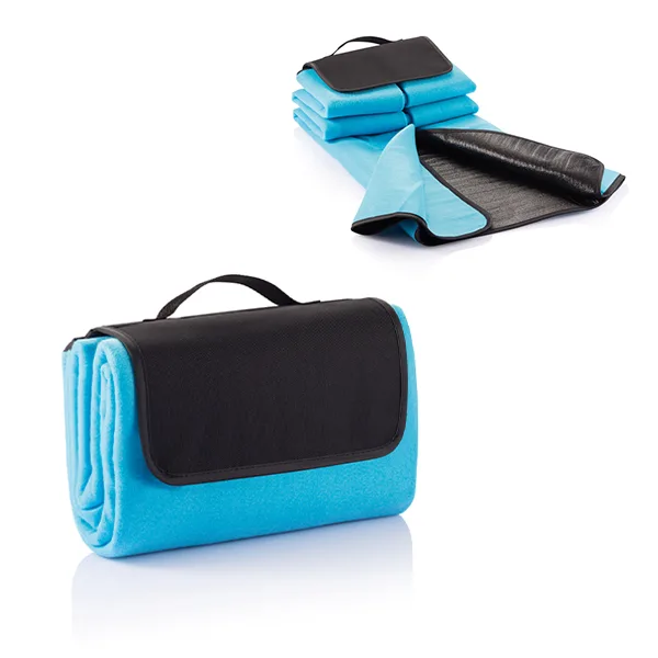 60GSM fleece plus EPE and PE to provide a comfortable and practical picnic blanket
